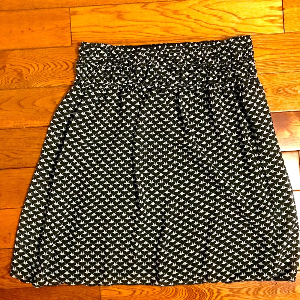 Max studio medium skirt